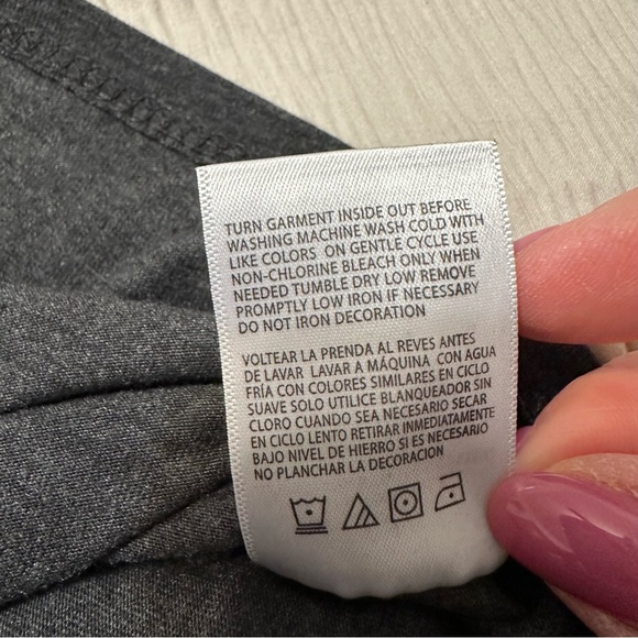 Pittsburgh Penguins Long Sleeve Fitted Lightweight Tee Shirt Jr. Size M 7/9 EUC - Picture 9 of 13